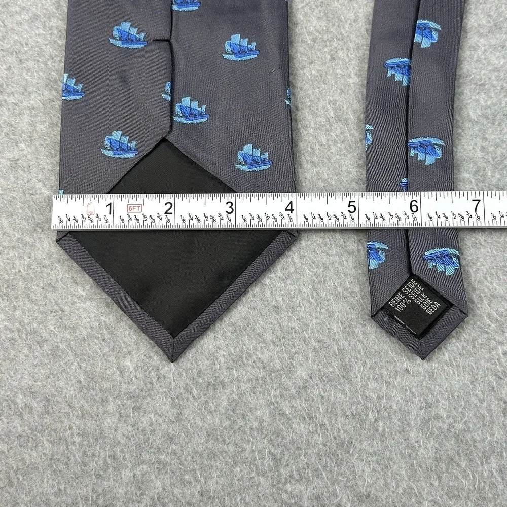 Vintage Hong Kong Maritime Museum Silk Tie Dark Gray Blue Junk Sailboats 58x4